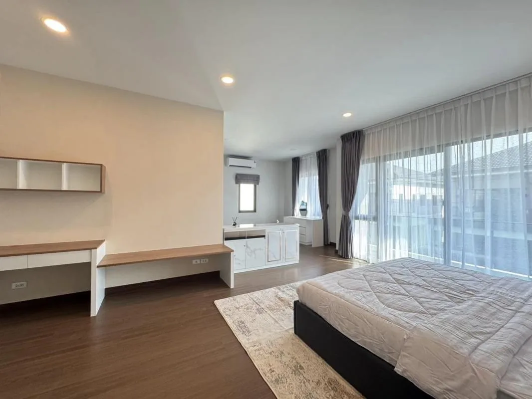 Property photos for The City Bangna