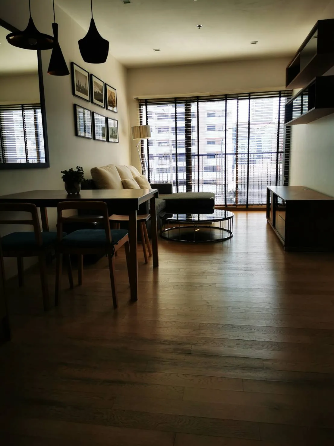 Property photos for Noble Refine
