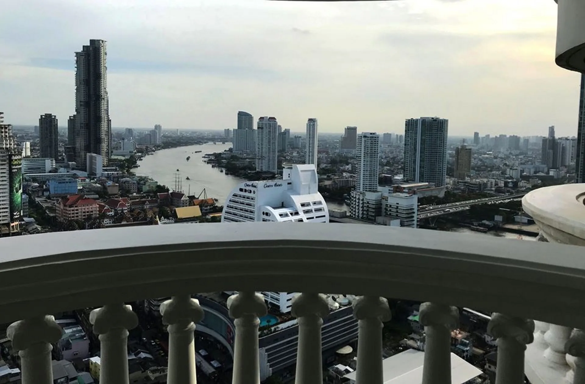 Property photos for State Tower
