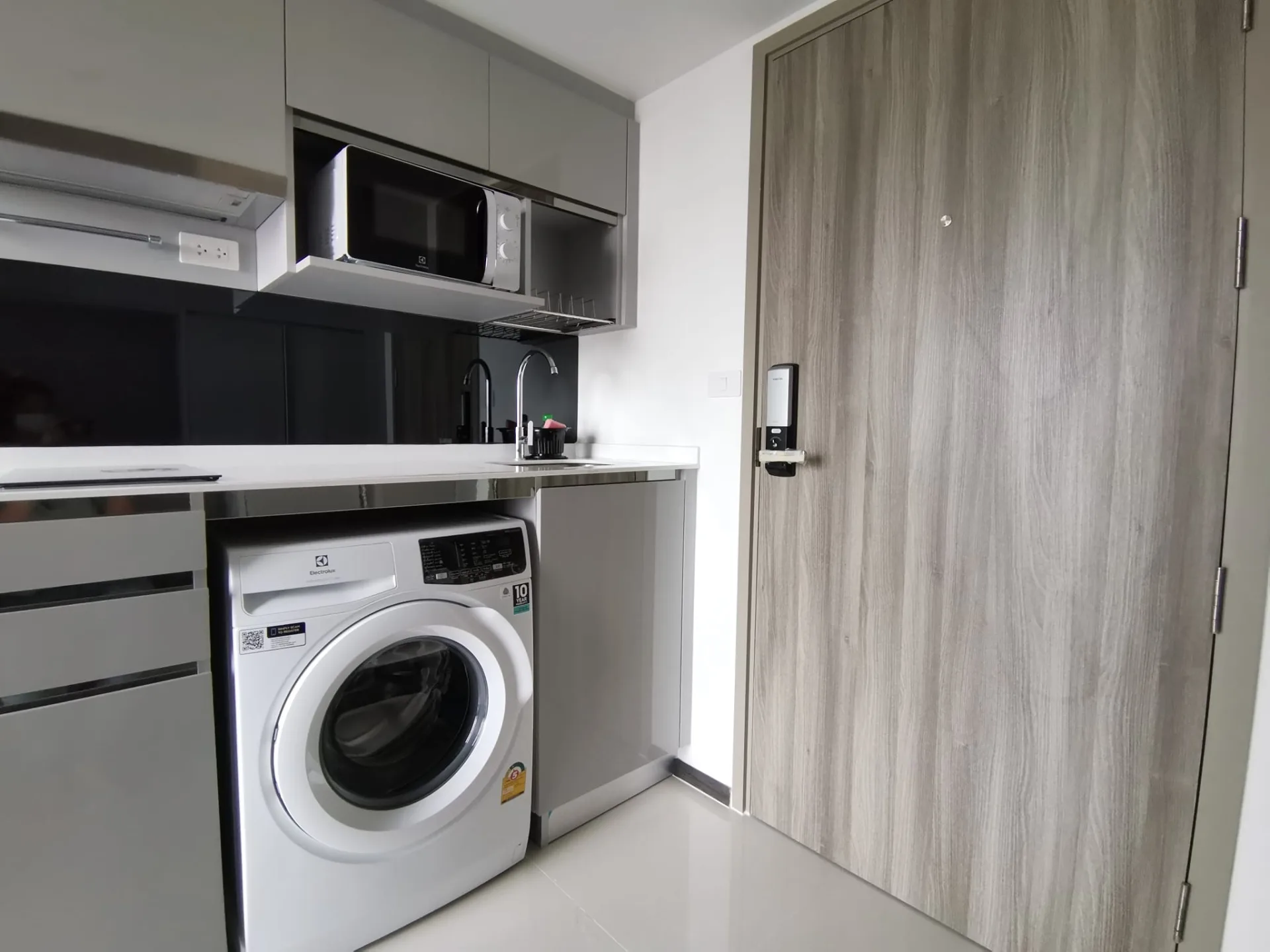 Property photos for KnightsBridge Prime Ratchayothin