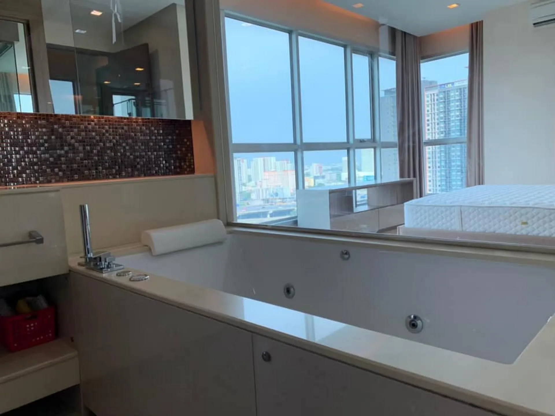 Property photos for The Address Asoke