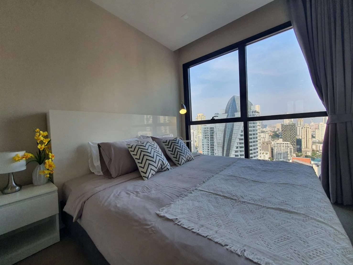 Property photos for Ashton Asoke