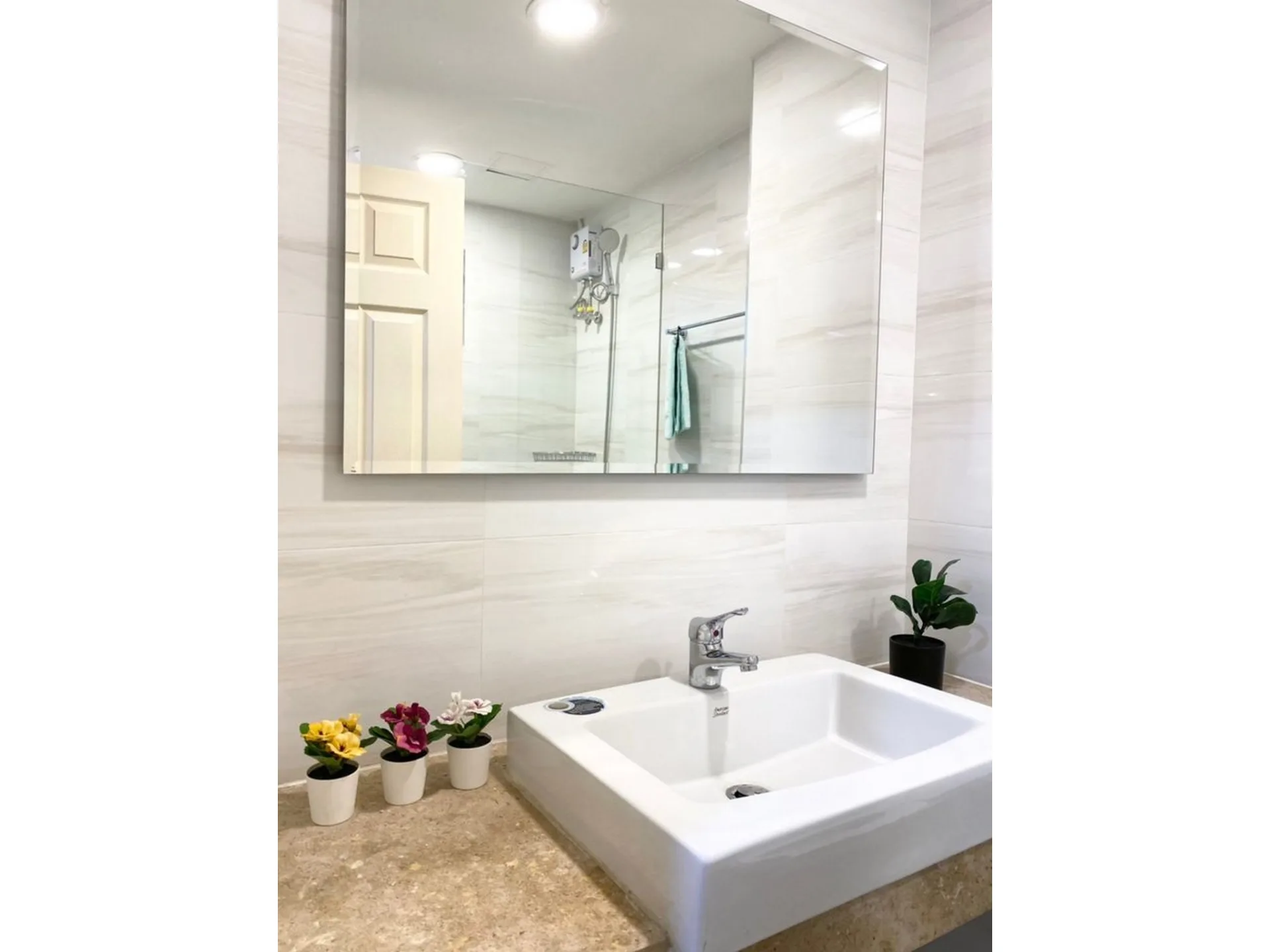 Property photos for Lumpini Suite Sukhumvit 41