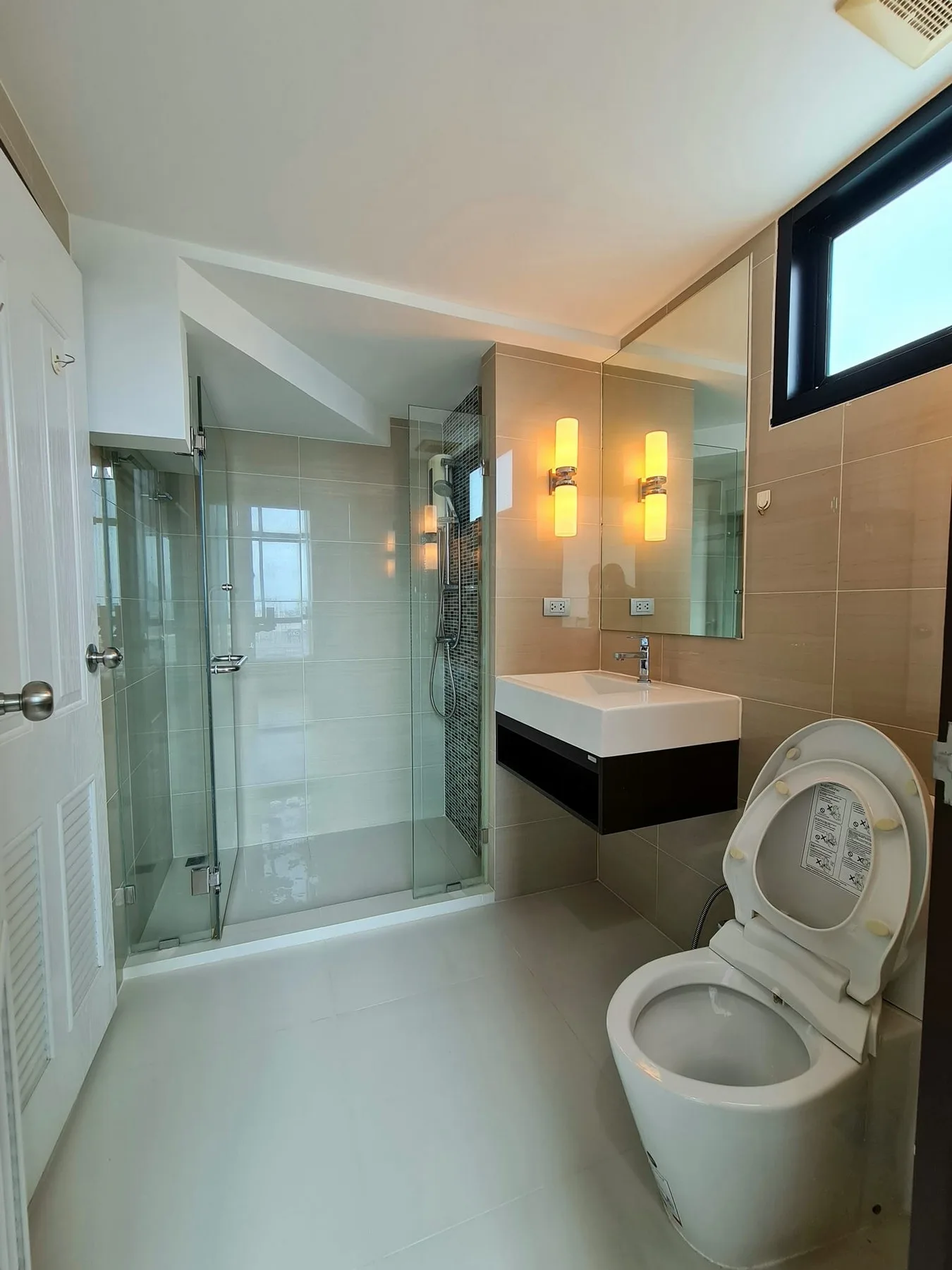 Property photos for The Sky Sukhumvit