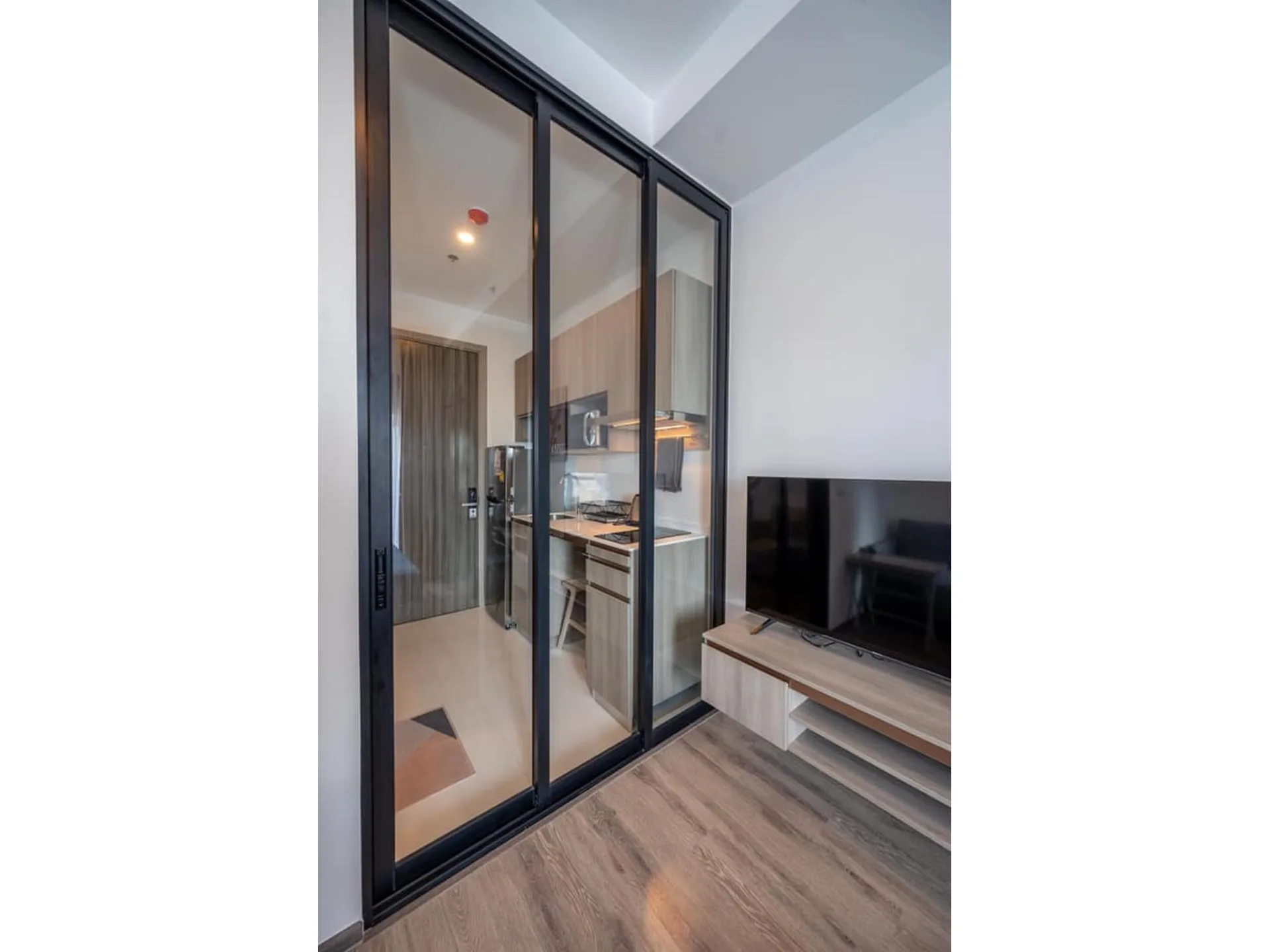 Property photos for Knightsbridge Prime Onnut