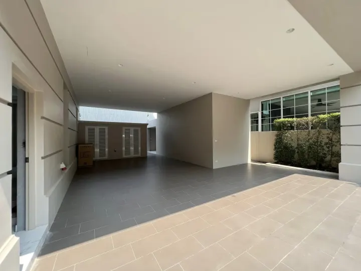 Property photos for Welton University, Rama 3