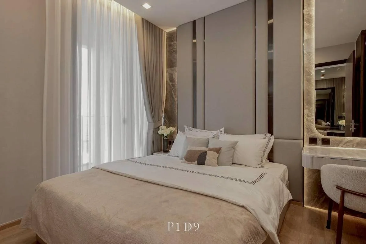 Property photos for Noble Around Ari