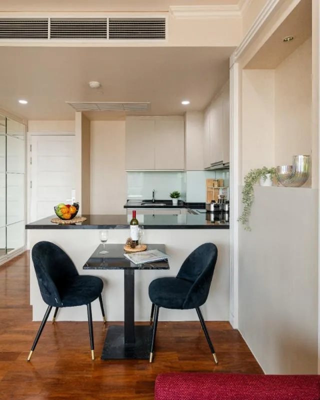 Property photos for Aguston Sukhumvit 22