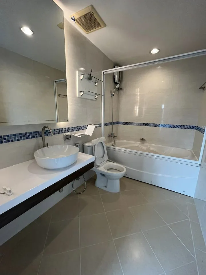 Property photos for Life @ Ratchada - Huay Kwang
