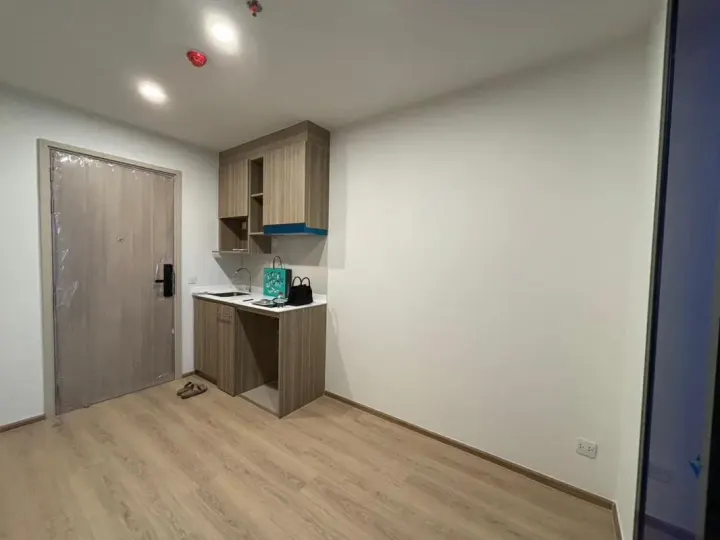 Property photos for Life Rama 4 - Asoke