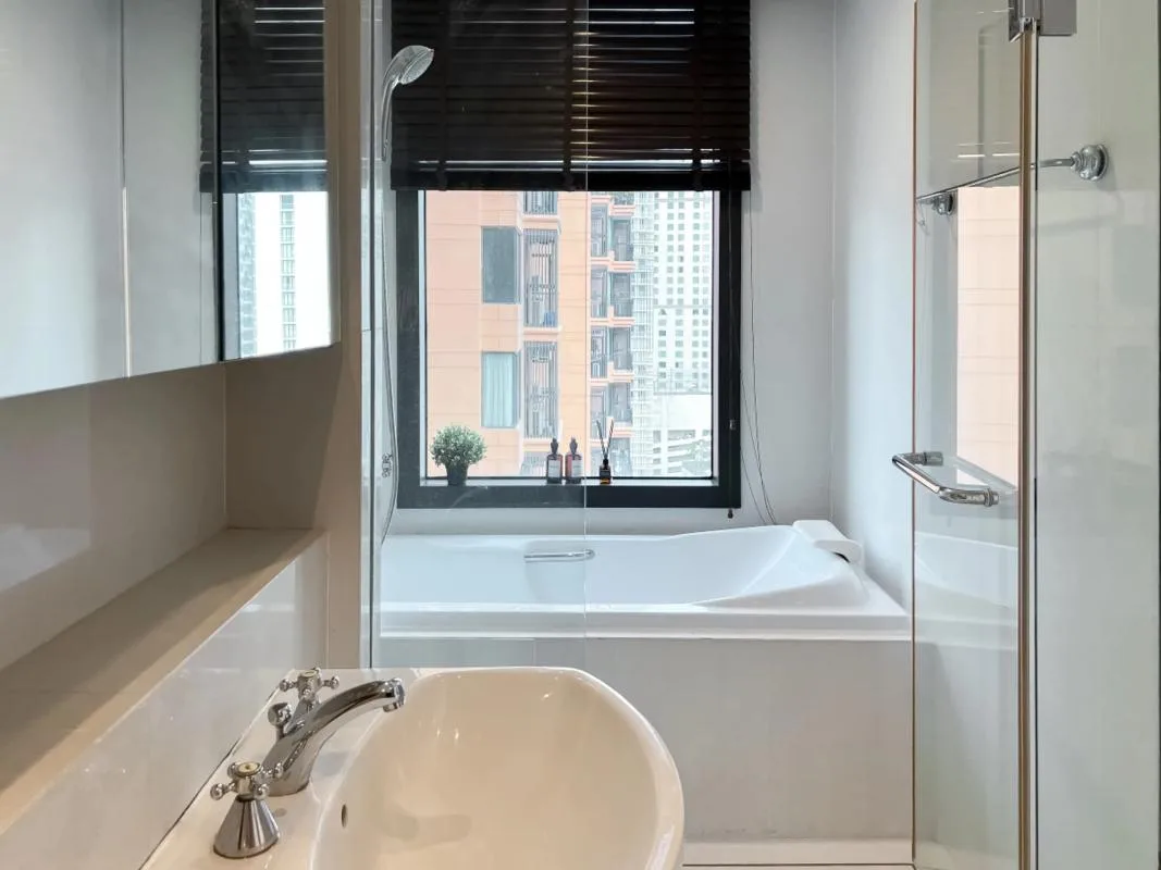 Property photos for Aguston Sukhumvit 22