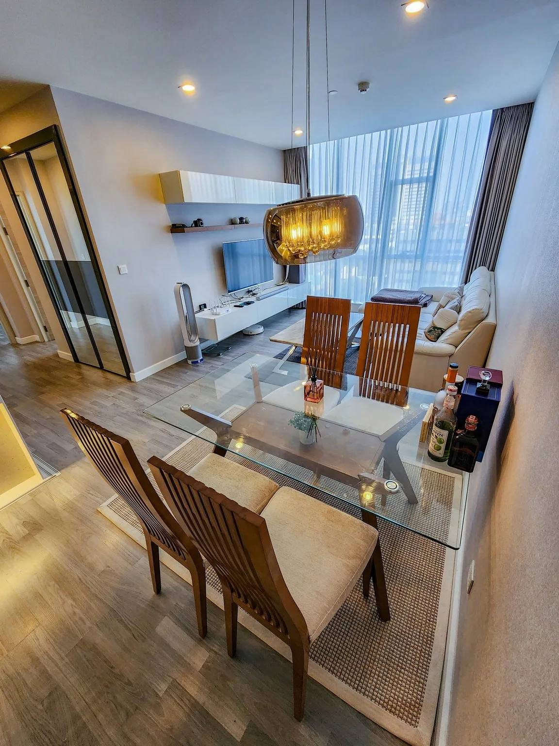 Property photos for The room Sathorn - TanonPun
