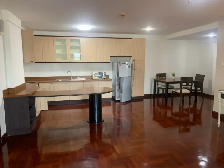 Property photos for Petch 9 Tower