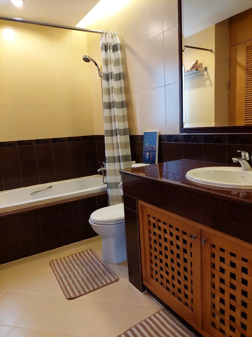 Property photos for Esmeralda Apartments