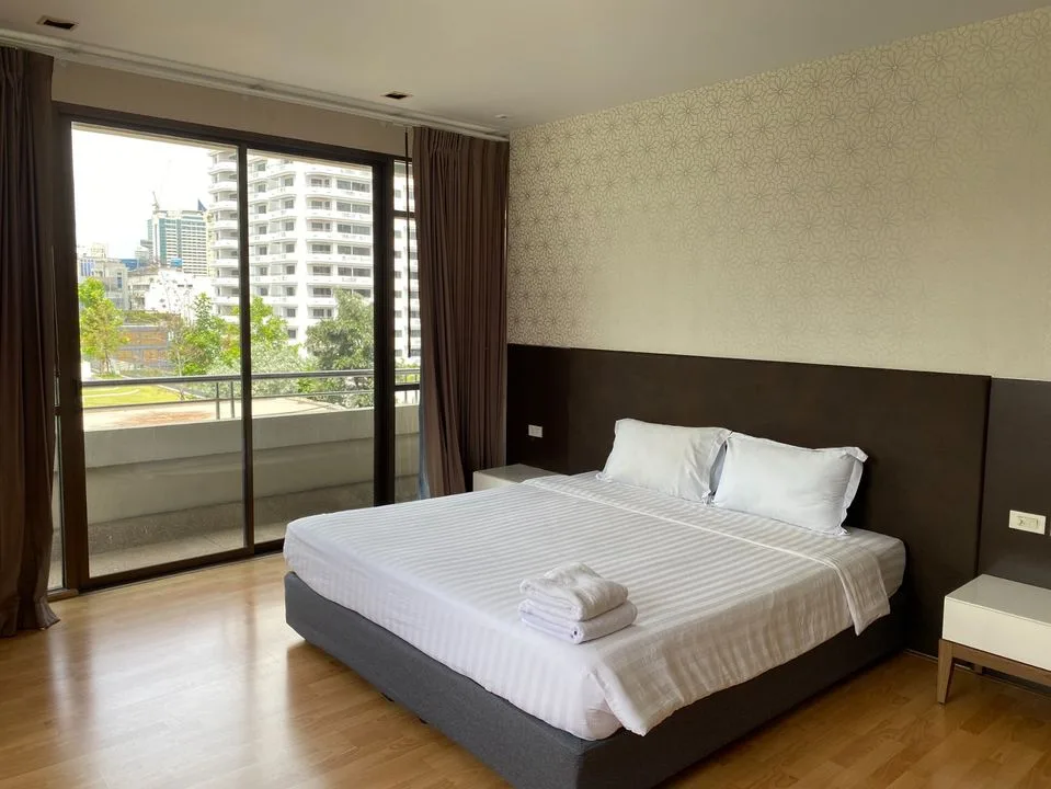 Property photos for Nantiruj Tower