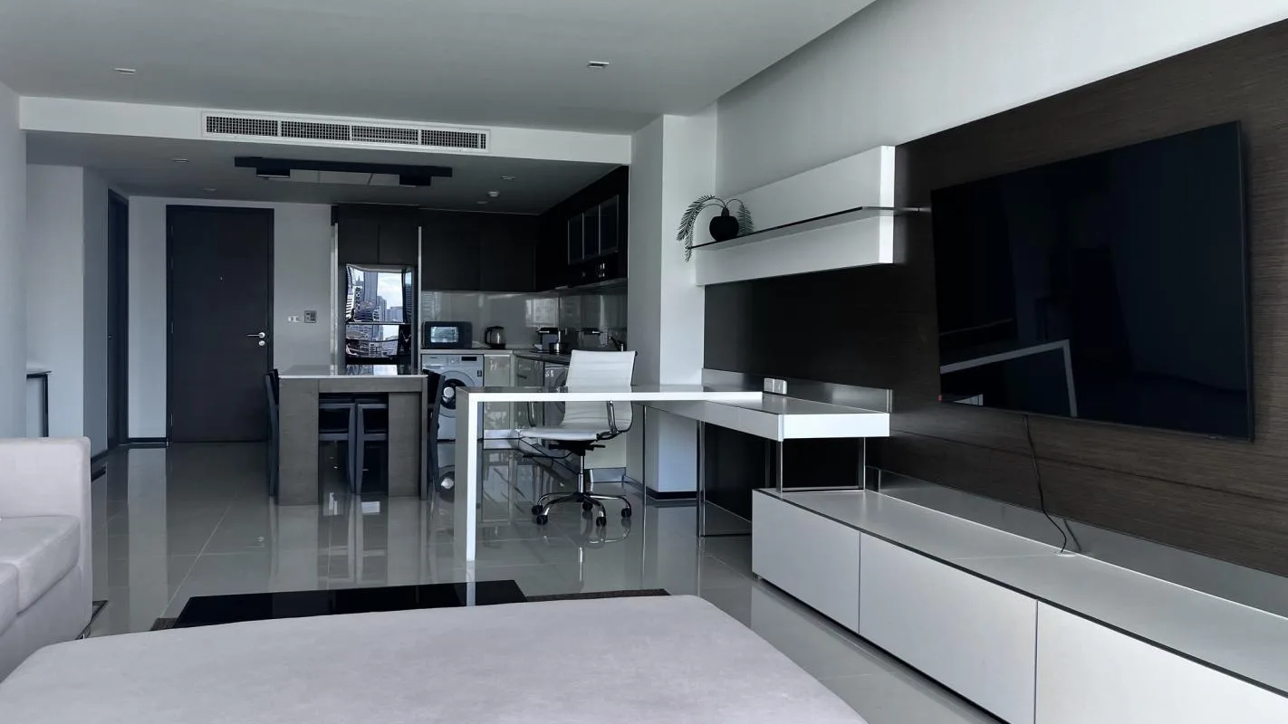 Property photos for Sathorn Heritage