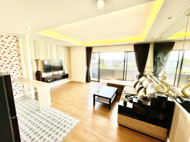 Property photos for Phasuk Place