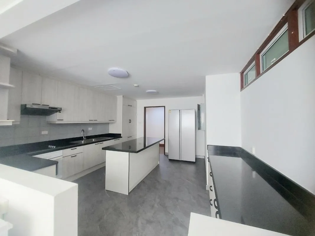 Property photos for P.r. Home 2 Thonglor Soi 8