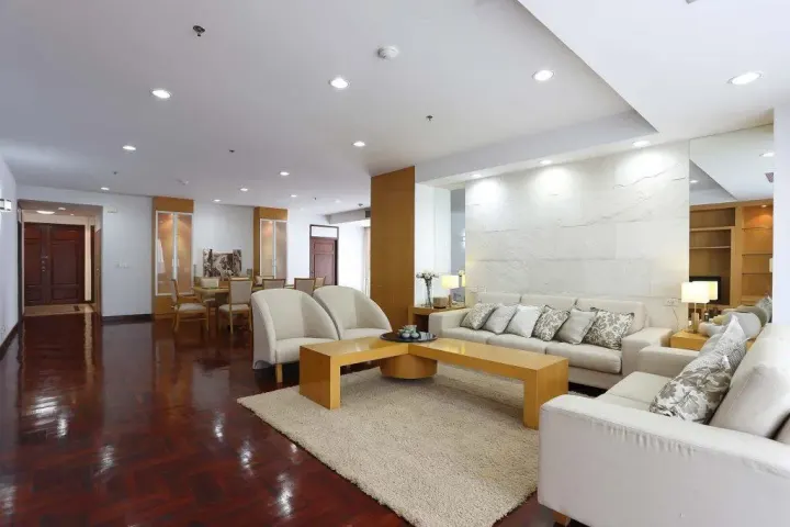 Property photos for The Grand Sethiwan Sukhumvit 24