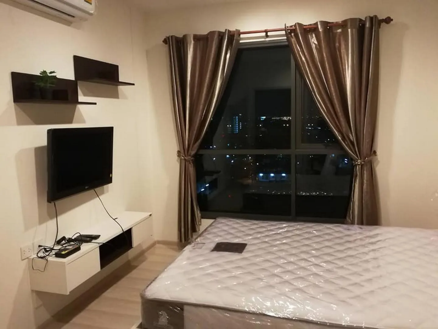 Property photos for Life Sukhumvit 48