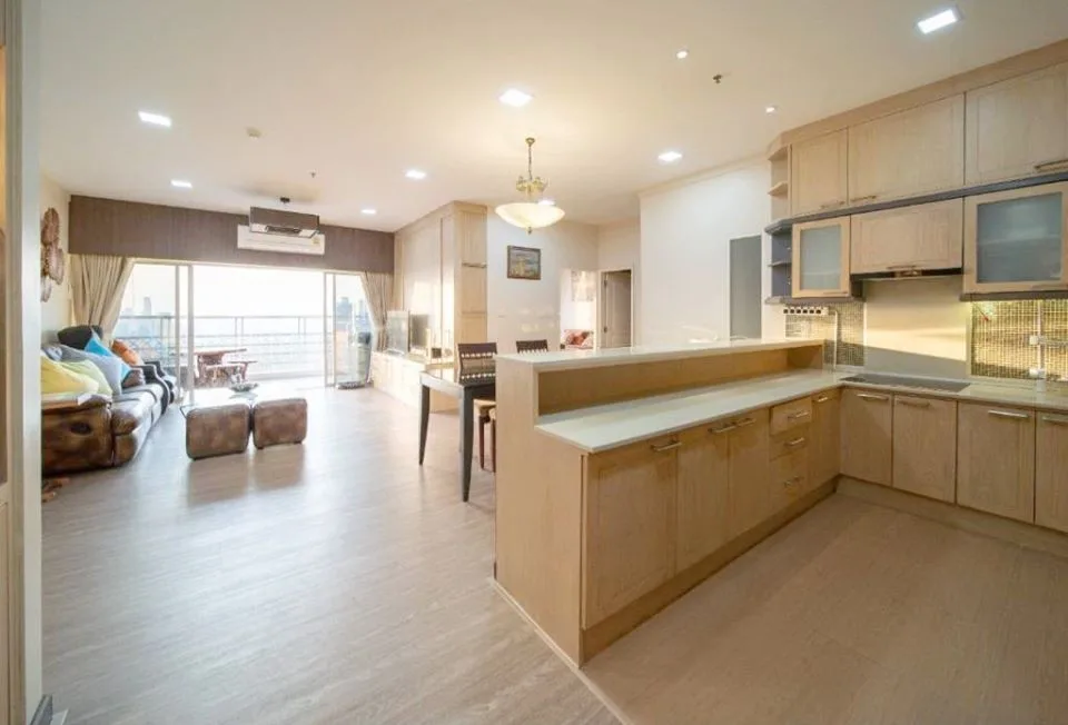 Property photos for The Waterford Diamond