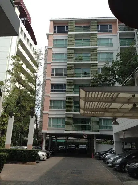 Property photos for Phahol Metro