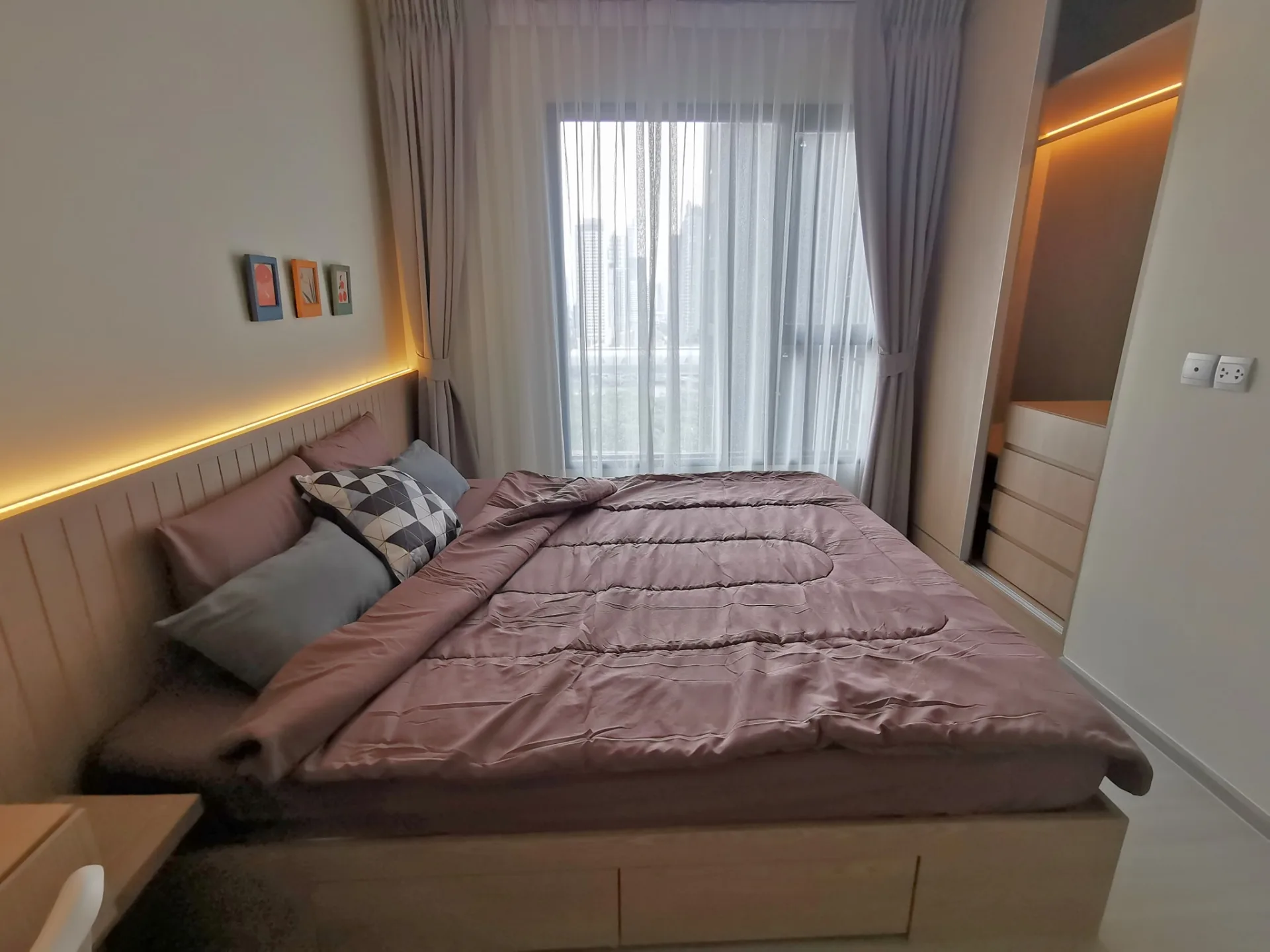 Property photos for LIFE Asoke - Rama 9