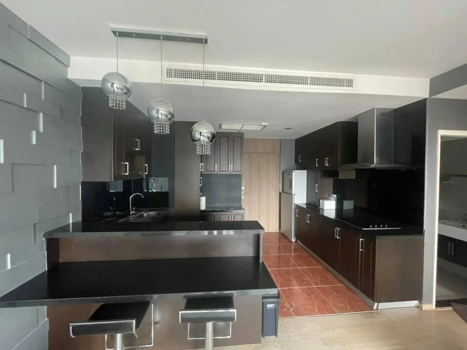 Property photos for Noble Remix