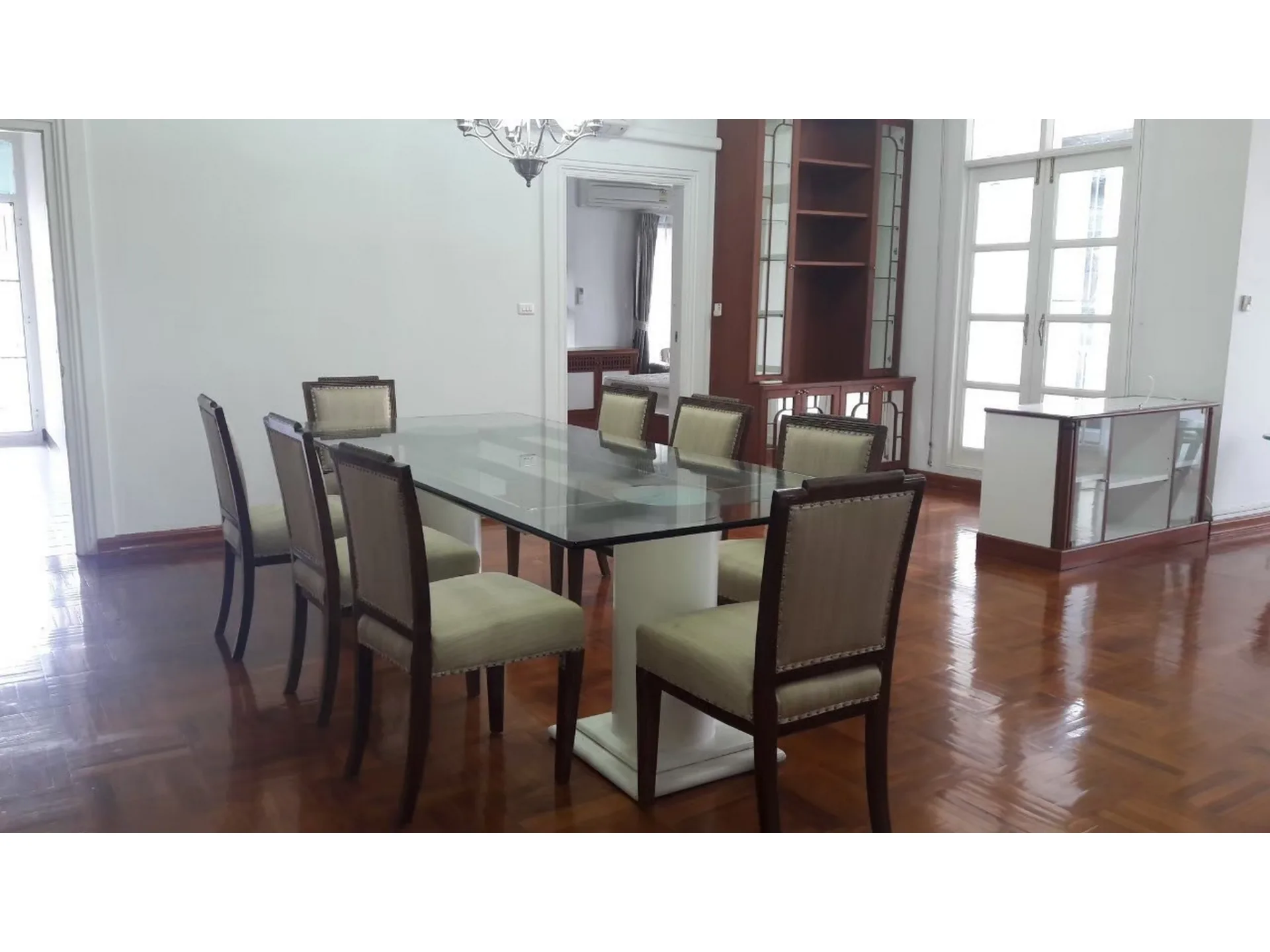 Property photos for Vanicha Park Langsuan