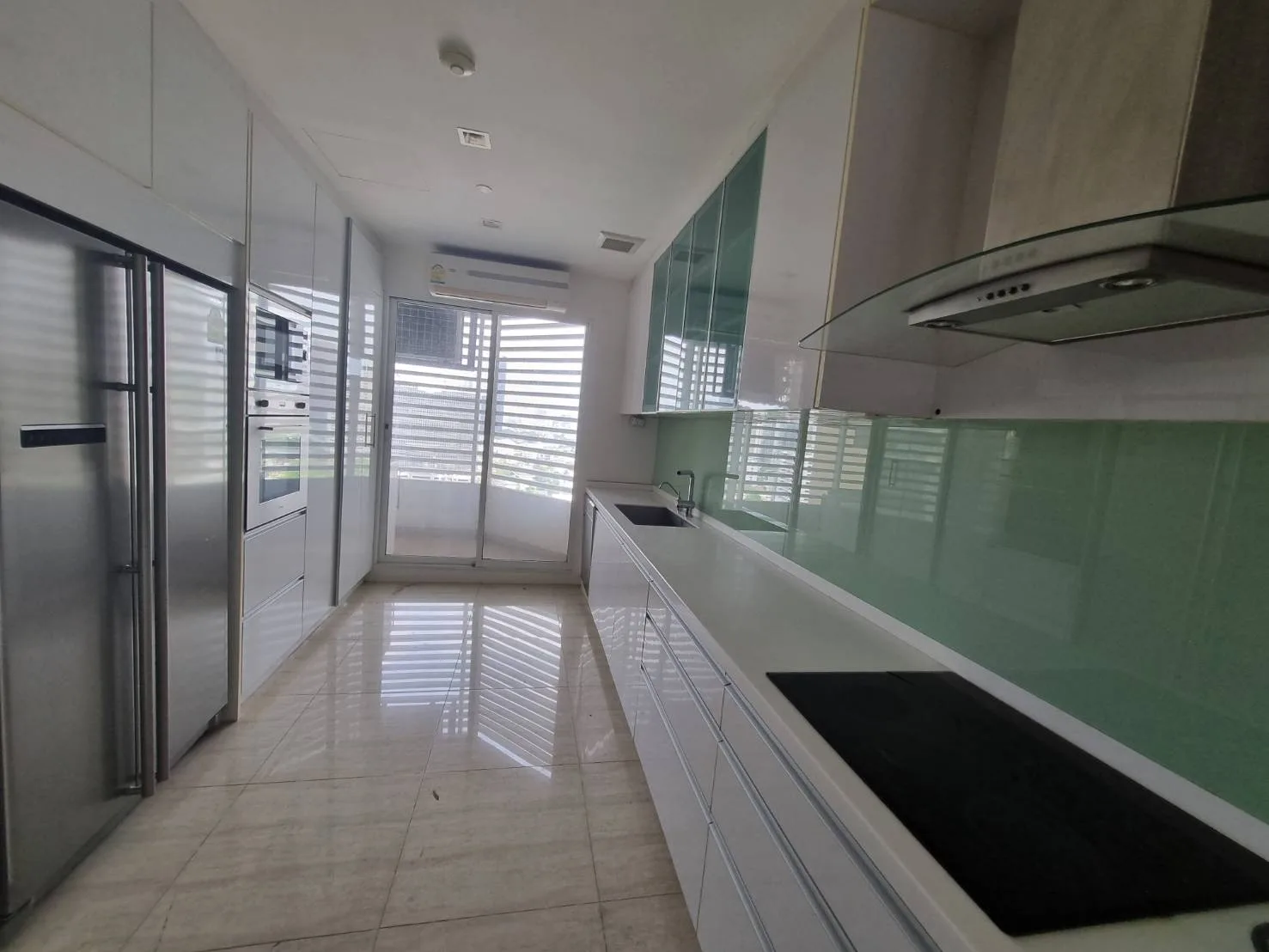 Property photos for Ideal 24