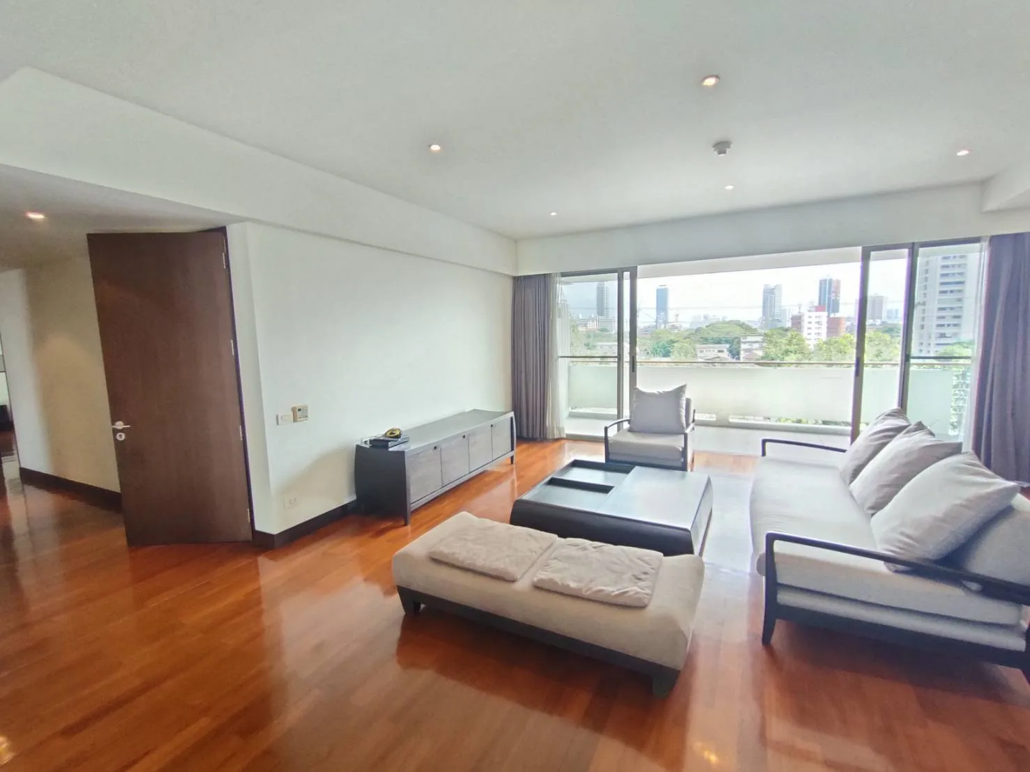 Property photos for Ruamrudee House