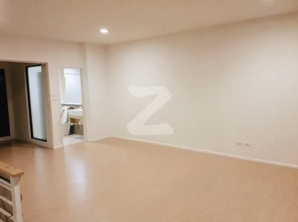 Property photos for Baan Klang Muang Suksawat