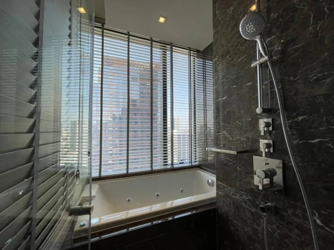 Property photos for Ashton Silom