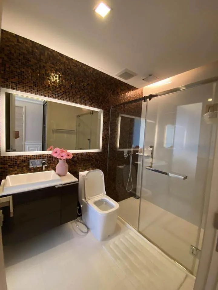 Property photos for The Room Sathorn - St.Louis