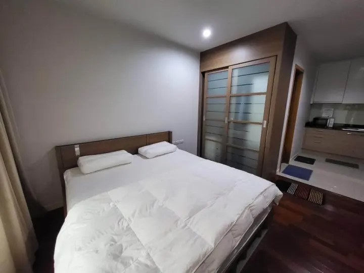 Property photos for Circle Condominium