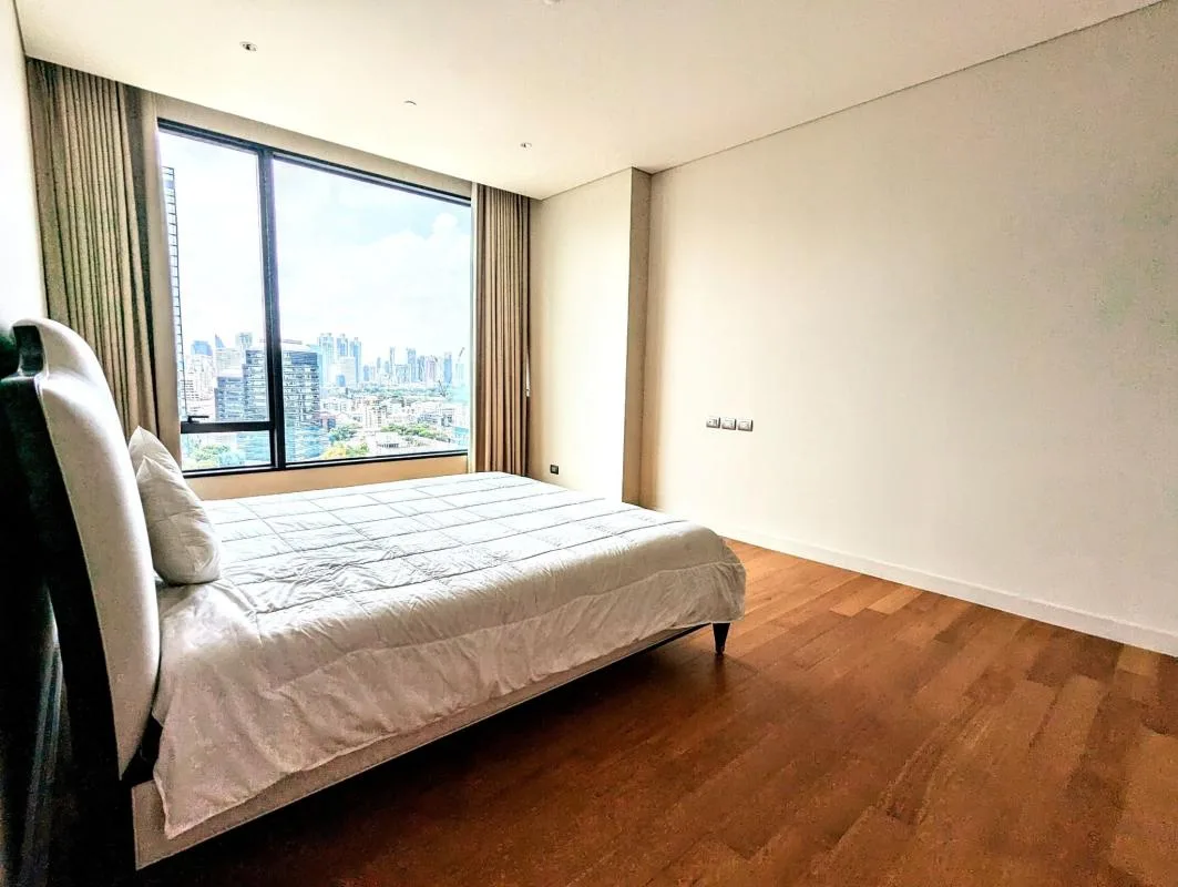 Property photos for Sindhorn Residence