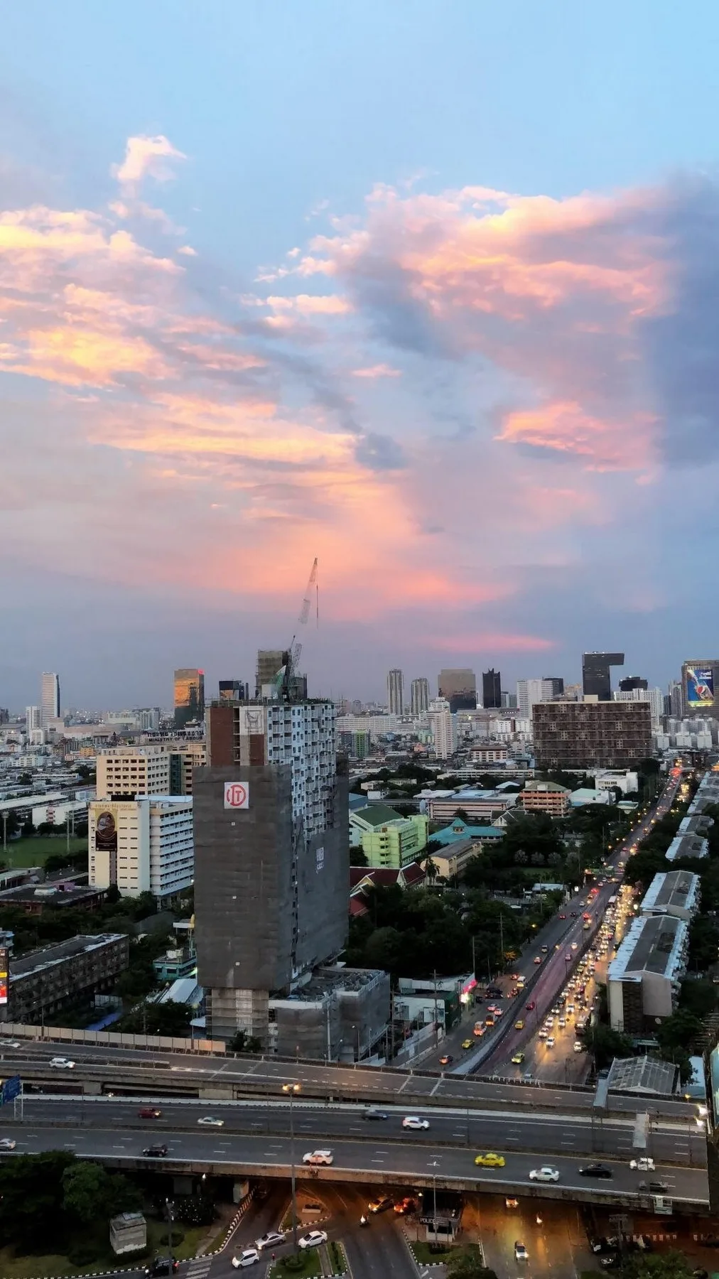 Property photos for The Capital Ratchaprarop-Vibha