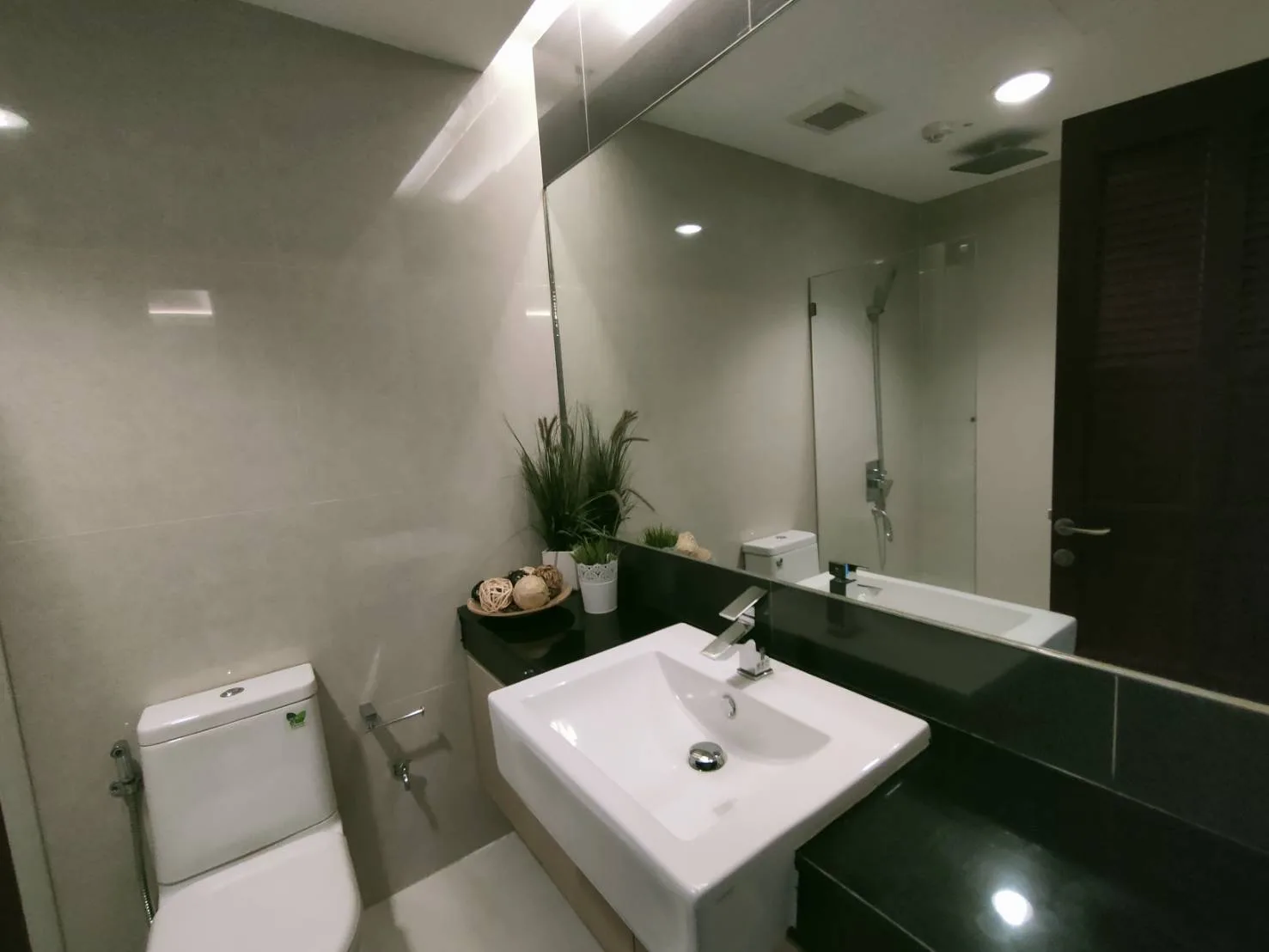 Property photos for Ploenruedee Residence
