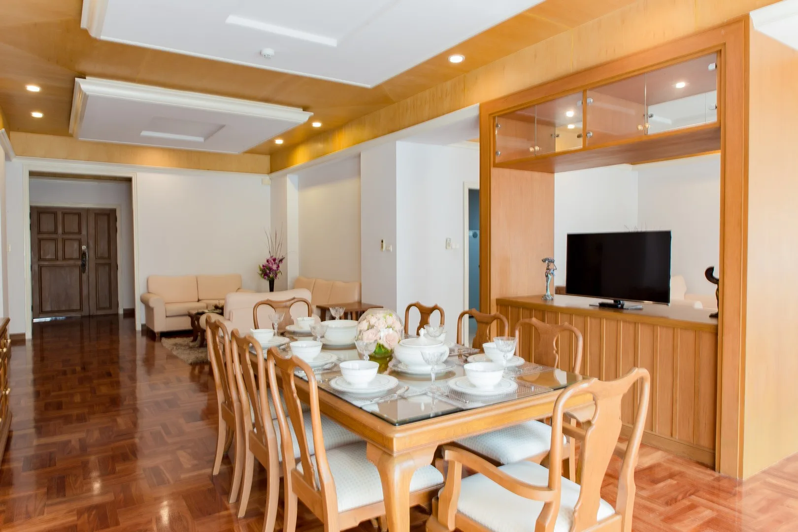 Property photos for Chaidee Mansion