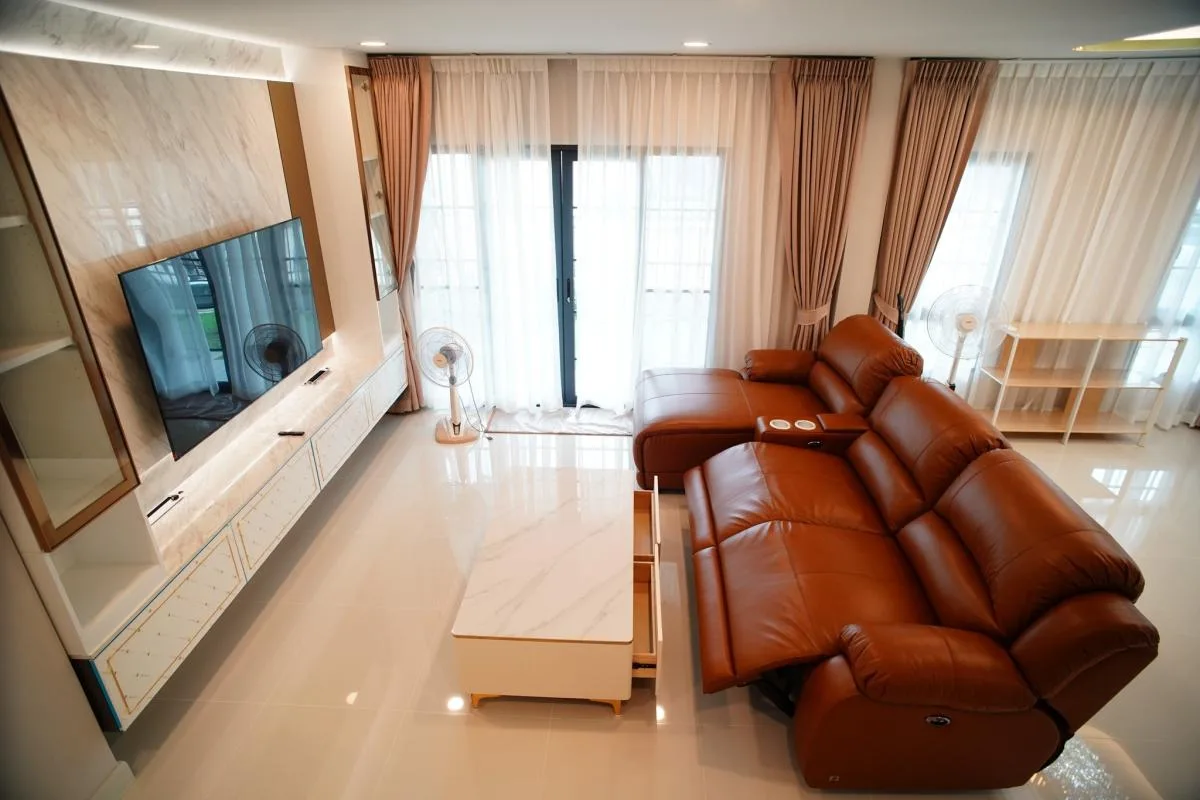 Property photos for Centro Bangna - Km.7