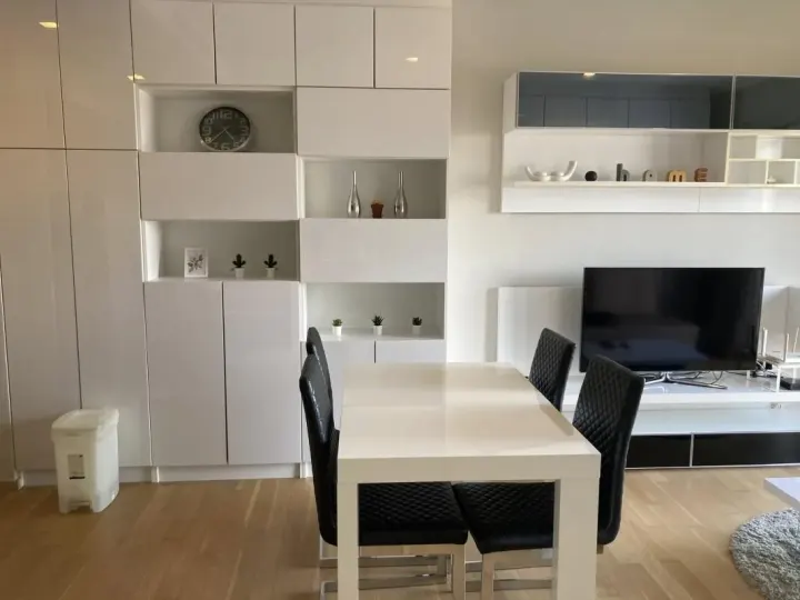 Property photos for Noble Reveal