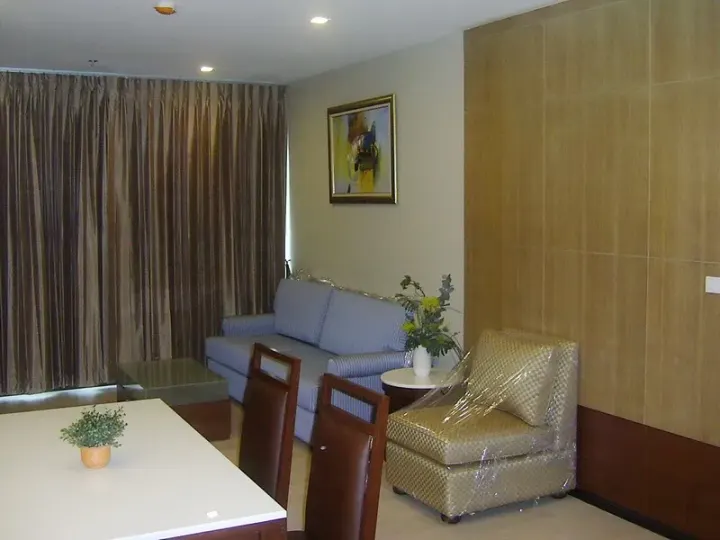 Property photos for Noble Remix