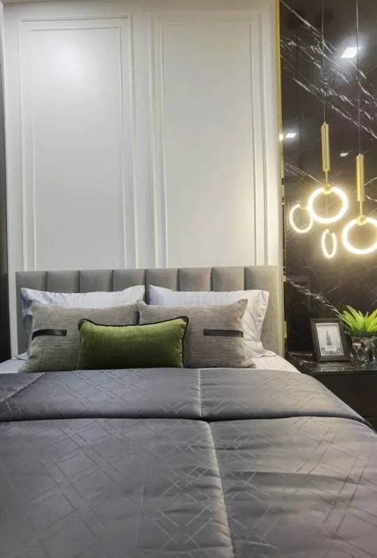 Property photos for Noble Around Ari