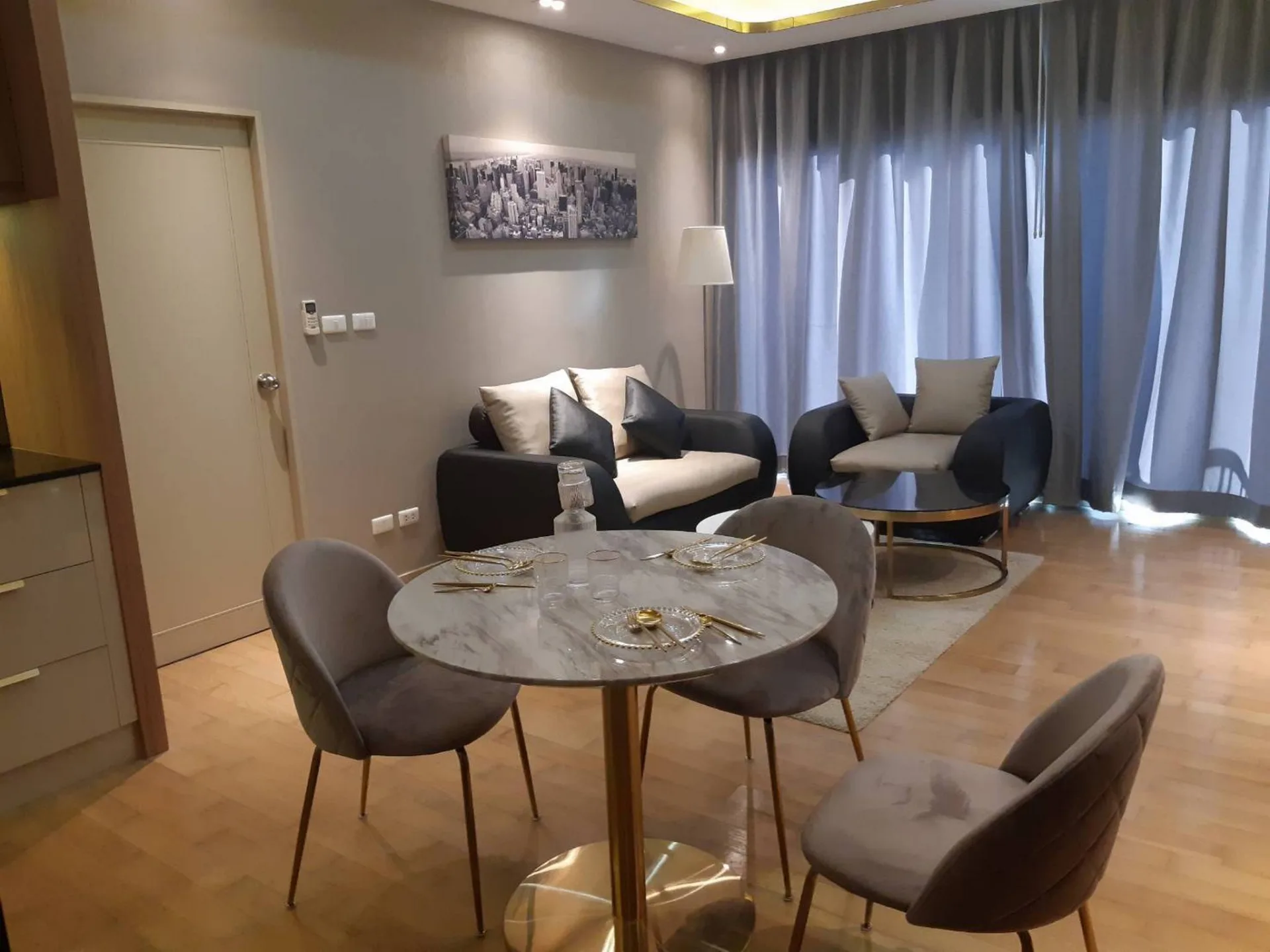 Property photos for Noble Reveal