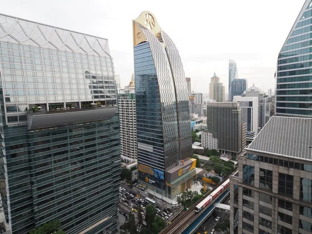 Property photos for Noble Ploenchit
