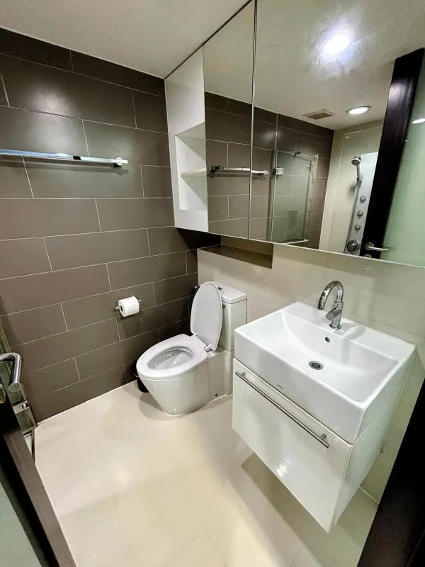 Property photos for Ideo Morph 38