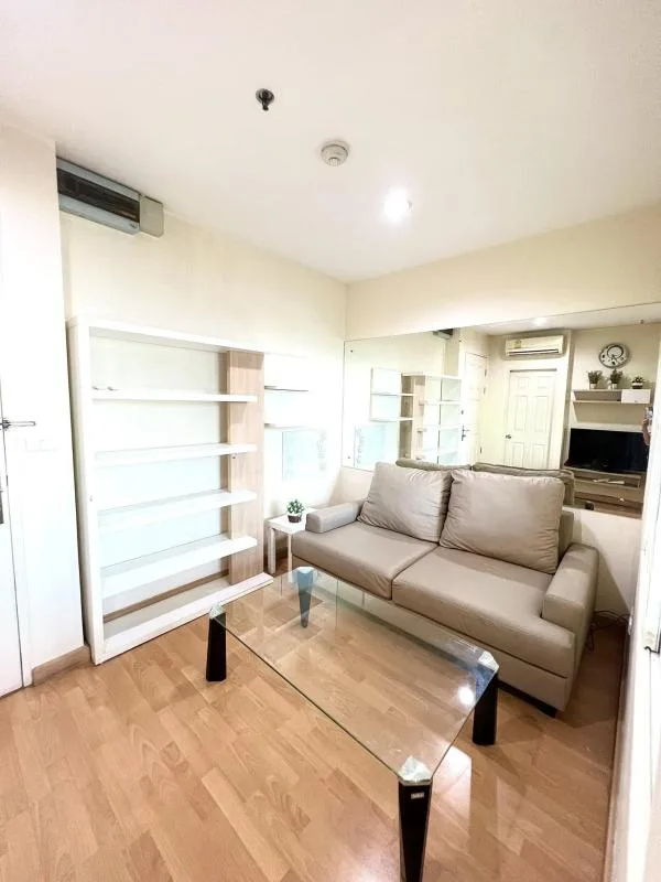 Property photos for Life @ Phahon - Ari