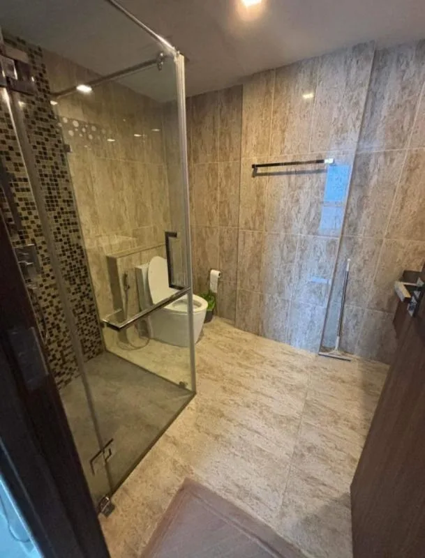 Property photos for Grand Avenue Residence