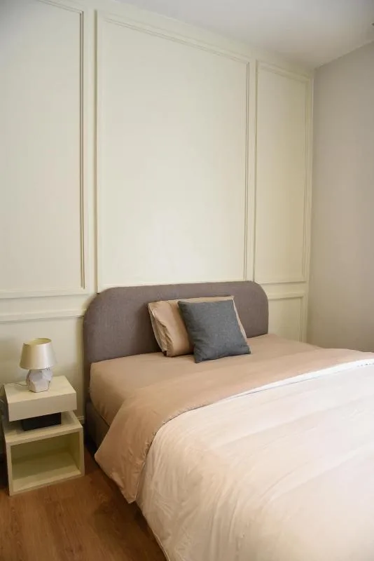 Property photos for Noble Around Ari
