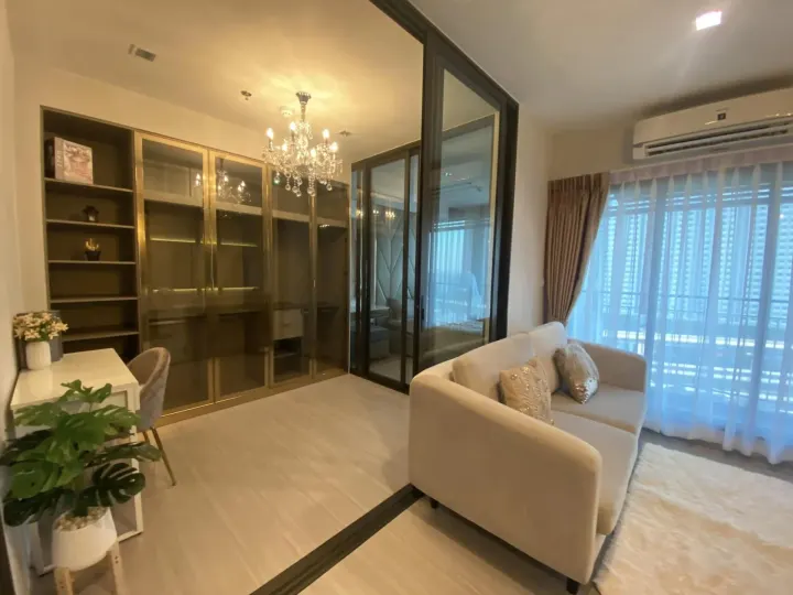 Property photos for Life Sathorn Sierra